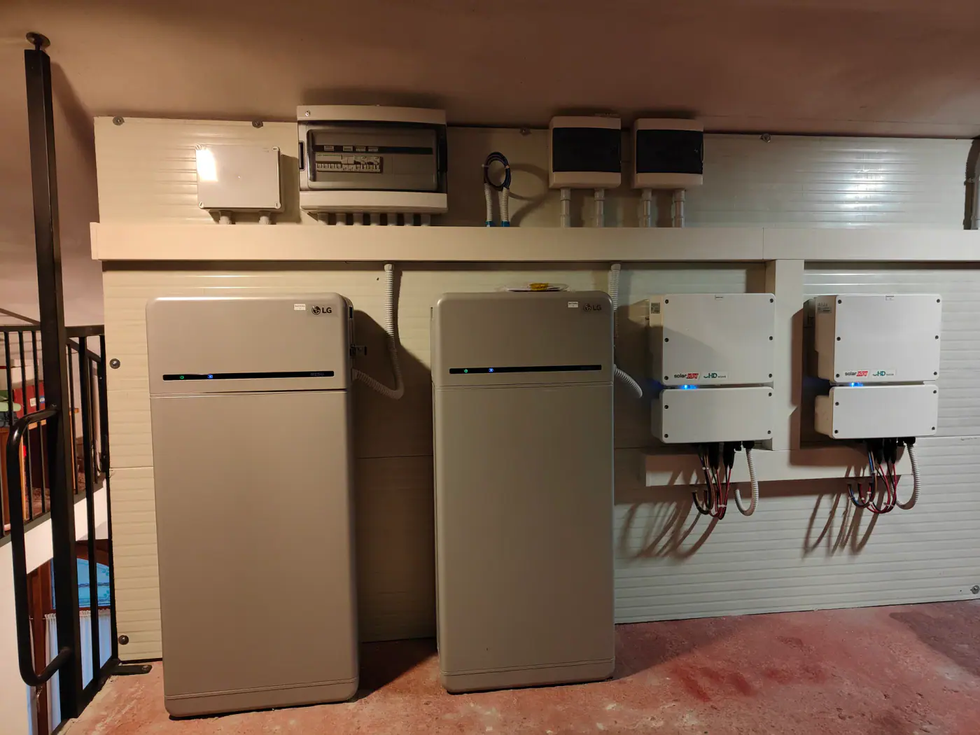 IMPIANTO FOTOVOLTAICO RESIDENZIALE DA 12,54 KW - foto 2