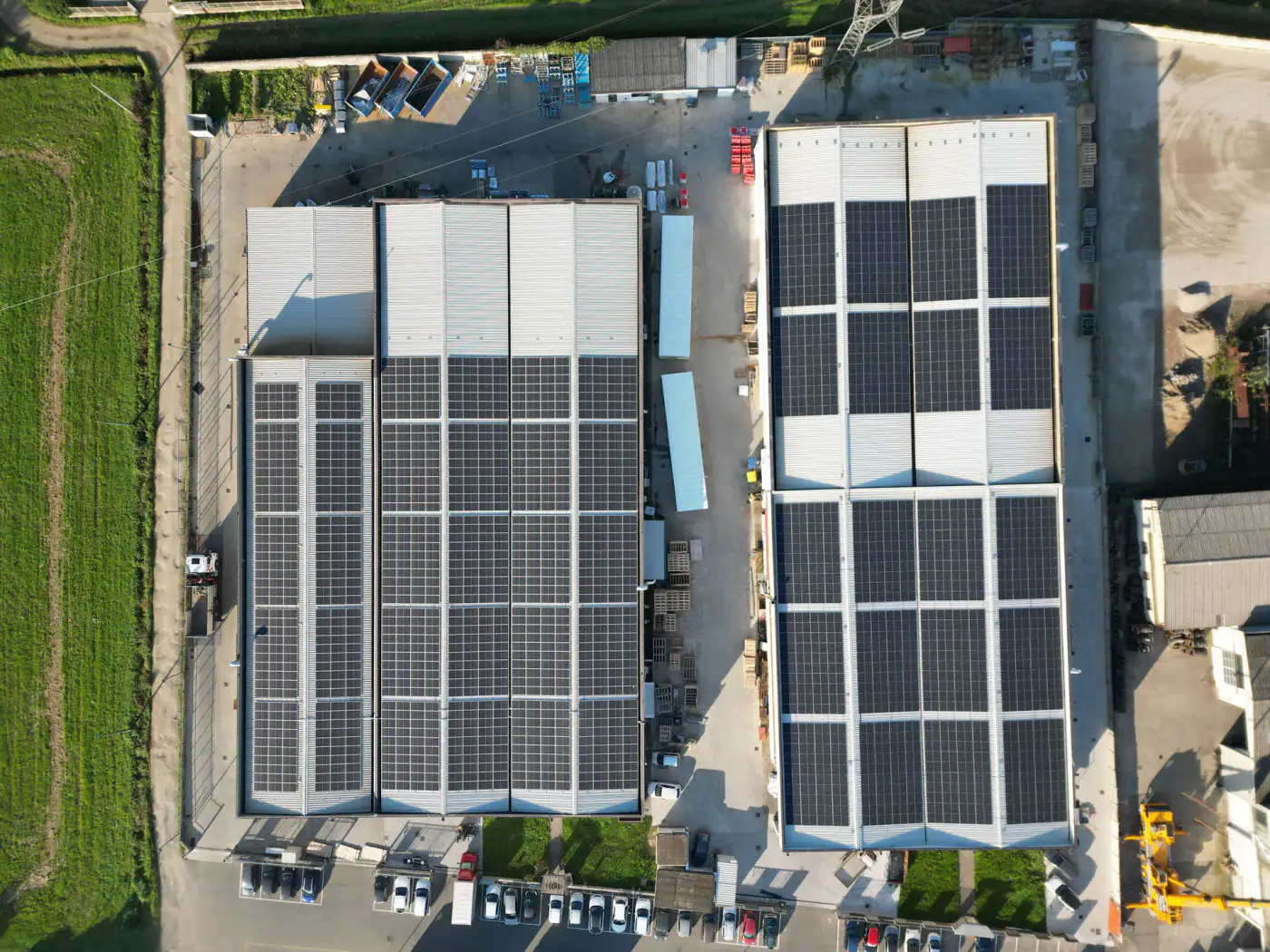 IMPIANTO FOTOVOLTAICO INDUSTRIALE DA 700 KW - foto 5