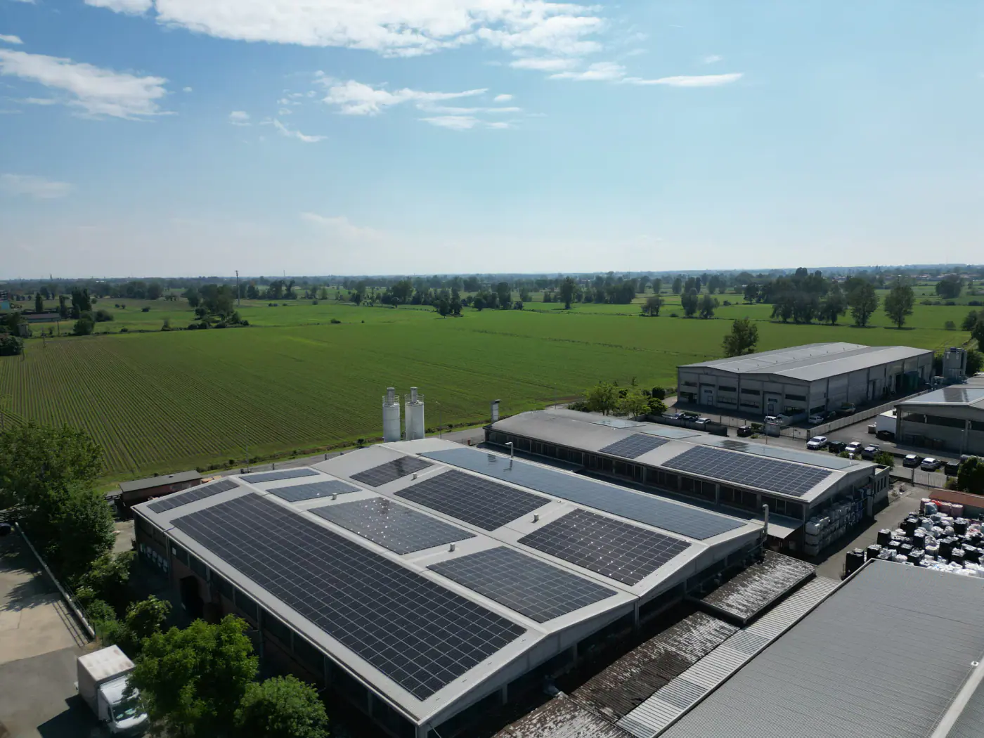IMPIANTO FOTOVOLTAICO INDUSTRIALE DA 400,50 KW - foto 3