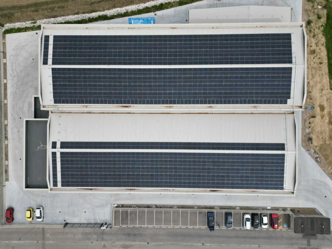 IMPIANTO FOTOVOLTAICO INDUSTRIALE DA 300,14 KW - foto 2